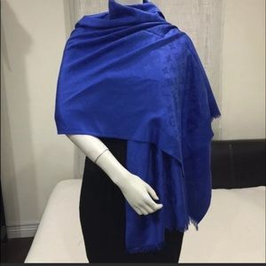 Louis Vuitton shawl